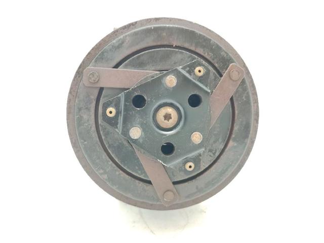 Sprężarka klimatyzacji 7711135808 RENAULT