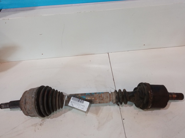 Półoś napędowa przednia lewa 7711368093 RENAULT