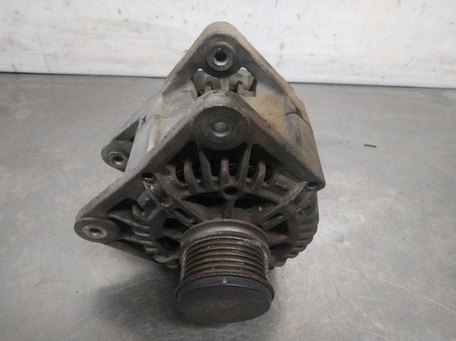7711368356 Renault (RVI)