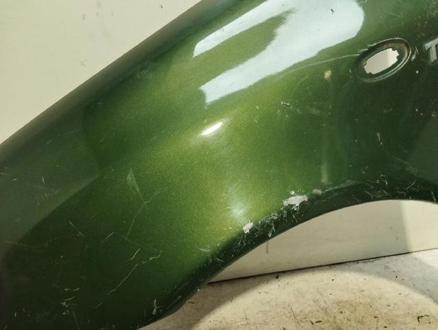 Błotnik przedni lewy Fiat Punto 1 176