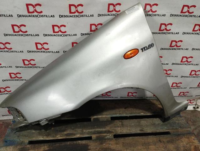 Błotnik przedni lewy Fiat Punto 1 176