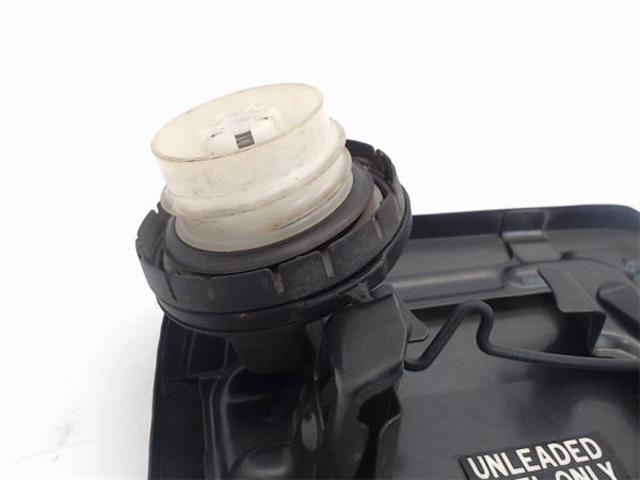 Klapka wlewu paliwa Lexus RX U3