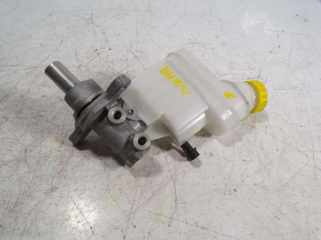 Główny cylinder hamulców 77367149 CHRYSLER