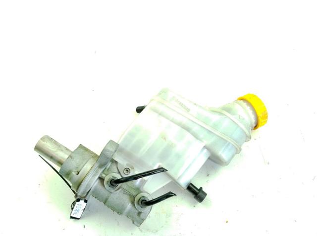 Główny cylinder hamulców 77367149 CHRYSLER