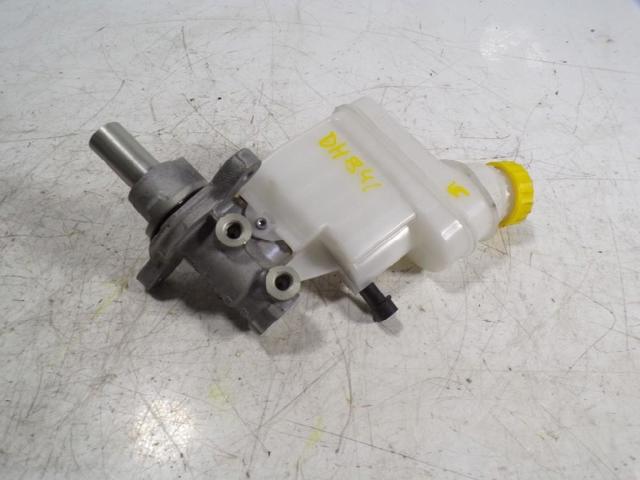Główny cylinder hamulców 77367149 CHRYSLER