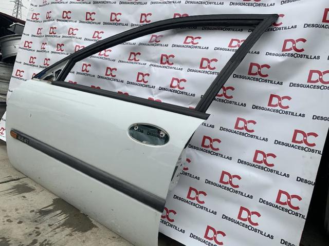 Drzwi przednie lewe Renault Laguna 1 B56, 556