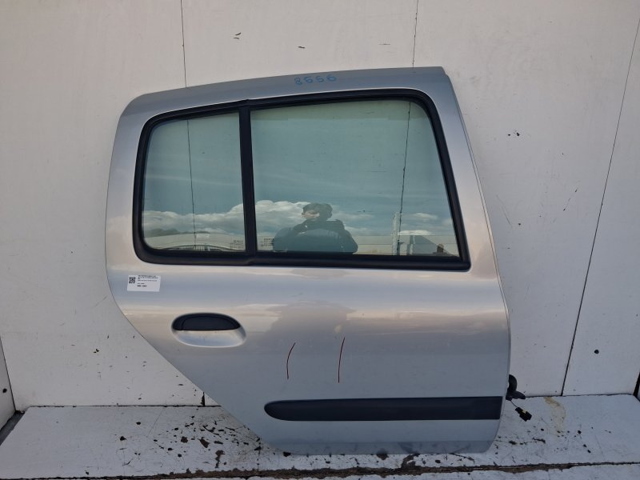 Drzwi tylne prawe 7751472477 RENAULT