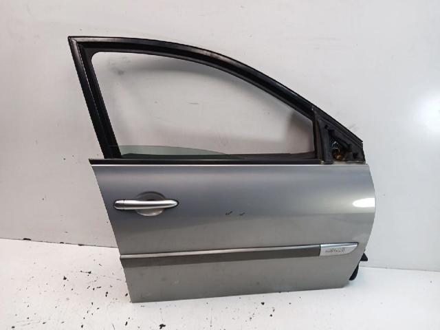 Drzwi przednie prawe 7751473729 RENAULT