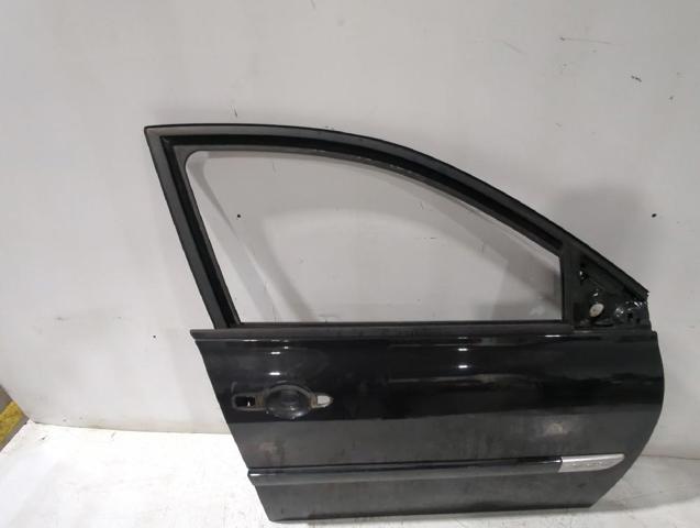 Drzwi przednie prawe 7751473729 RENAULT