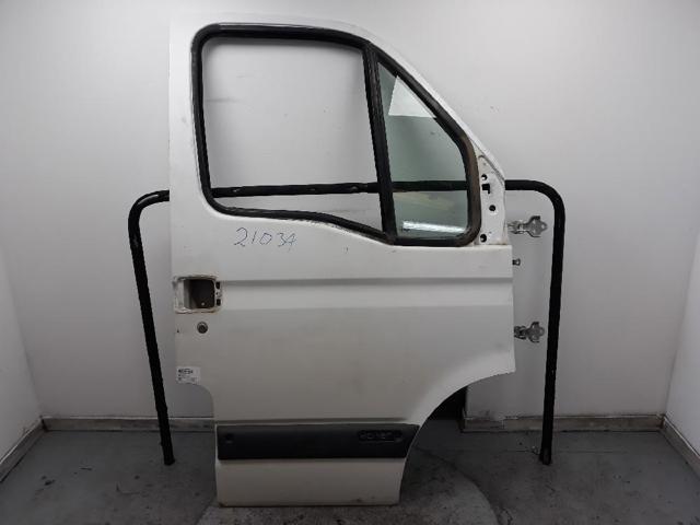 Drzwi przednie prawe 7751474637 NISSAN