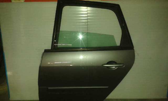 Drzwi tylne lewe 7751475408 RENAULT