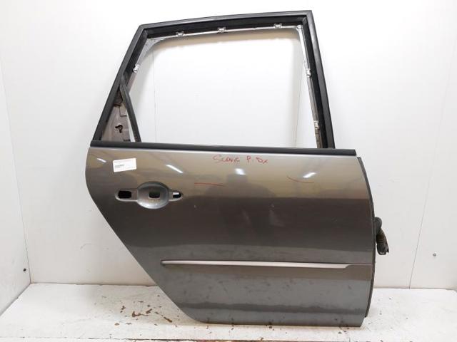 Drzwi tylne prawe 7751475409 RENAULT