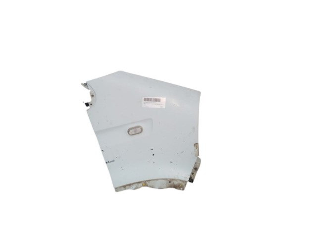 Błotnik przedni prawy 7751475534 RENAULT