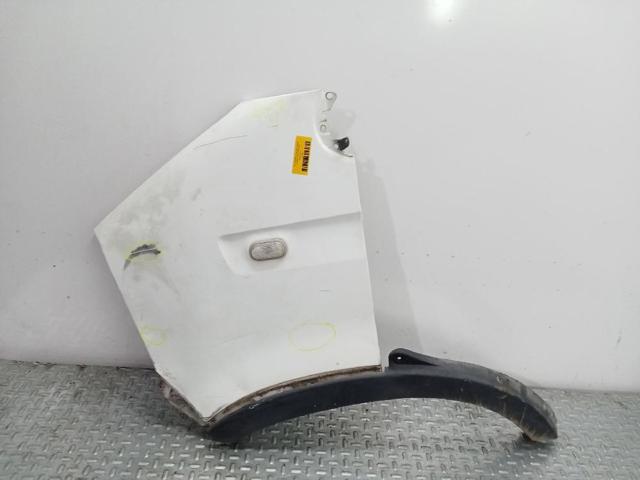 Błotnik przedni prawy 7751475534 RENAULT