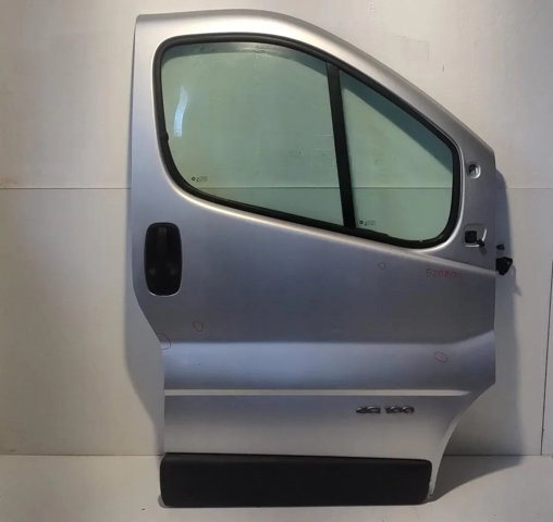 Drzwi przednie prawe 7751478601 RENAULT