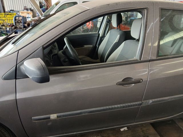Drzwi przednie lewe 7751479112 RENAULT