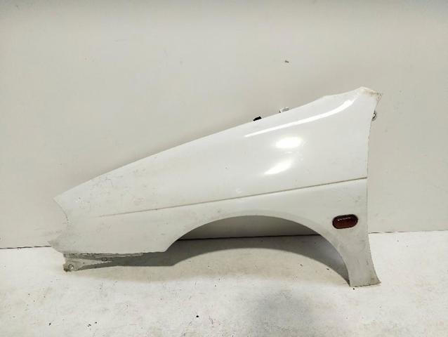 Błotnik przedni lewy Renault Megane 1 LA0, LA1