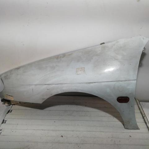 Błotnik przedni lewy Renault Megane 1 LA0, LA1