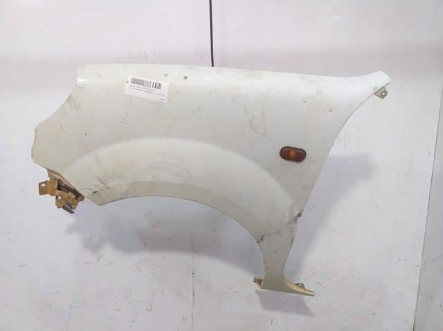 Błotnik przedni lewy 7751718631 RENAULT