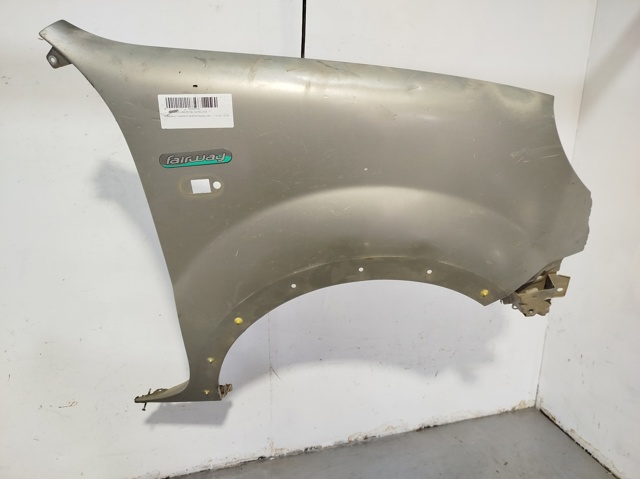 Błotnik przedni prawy 7751718632 RENAULT