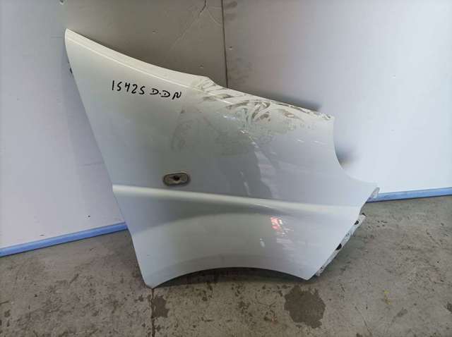 Błotnik przedni prawy 7782524467 RENAULT