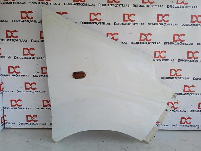 Błotnik przedni prawy 7782524467 RENAULT