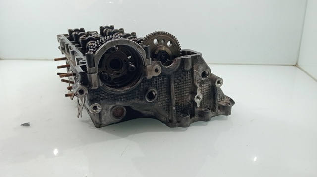 Głowica cylindrów BMW 1 E81