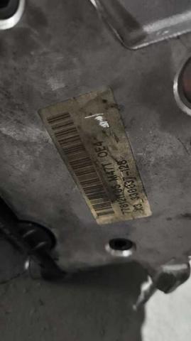 Głowica cylindrów 778587609 BMW
