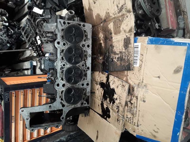 Głowica cylindrów BMW 3 E91