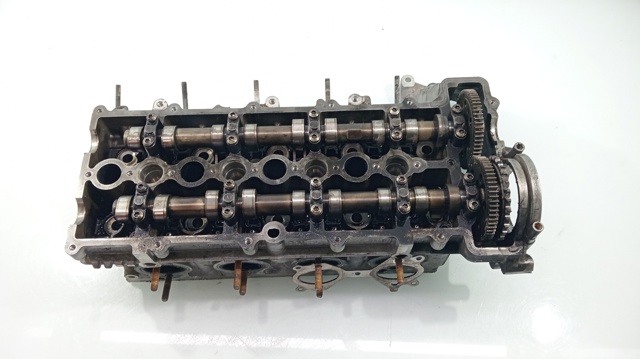 Głowica cylindrów BMW 1 E81