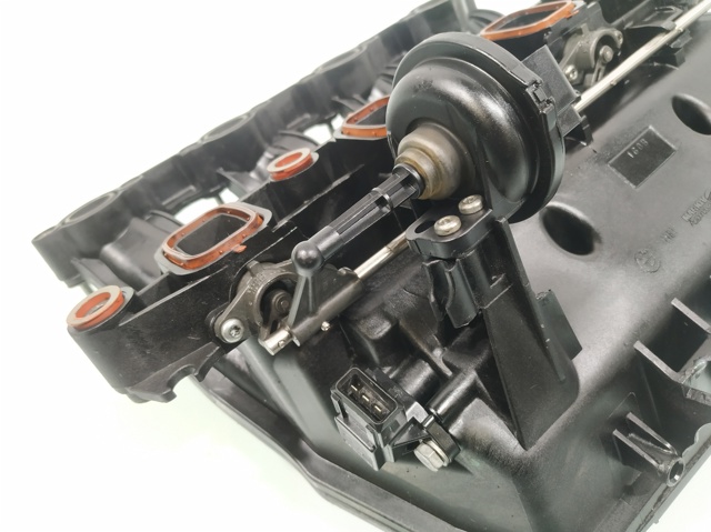 Kolektor ssący 7787318 BMW