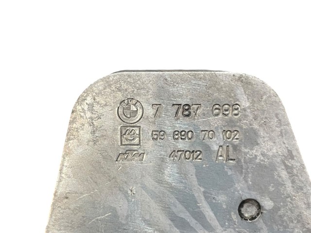 7787698 BMW