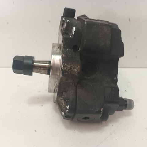 Pompa wtryskowa wysokiego ciśnienia 7788670 BMW