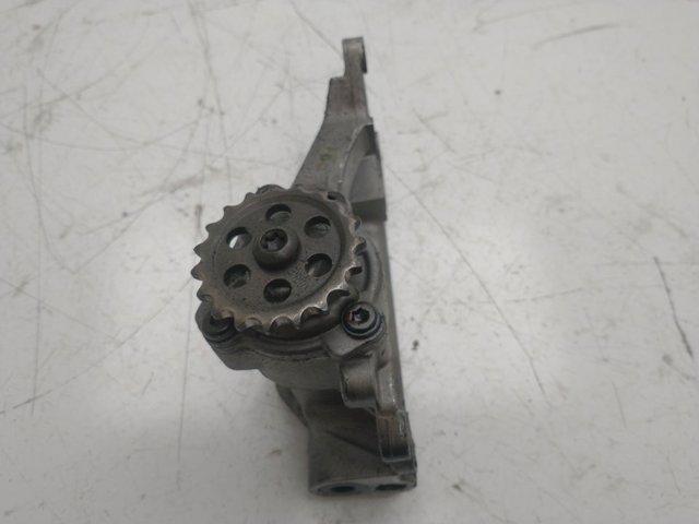 7789838 BMW