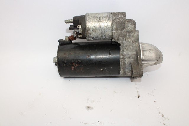 7796892 BMW