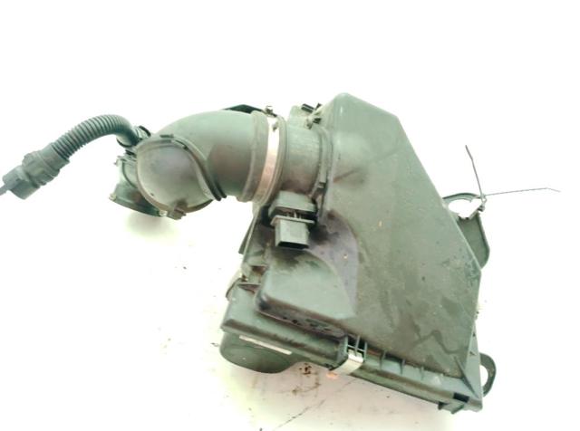 Obudowa filtra powietrza 7797460 BMW