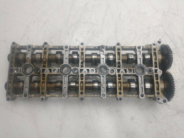 Obudowa wałka rozrządu BMW 1 E81