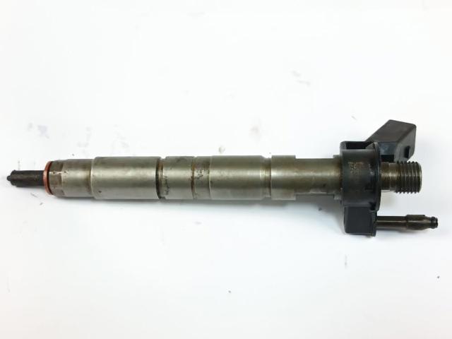 Wtryskiwacz paliwa 7797877 BMW