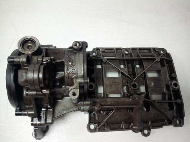Pompa oleju 7798014 BMW