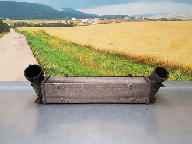 Chłodnica intercoolera 779878802 BMW