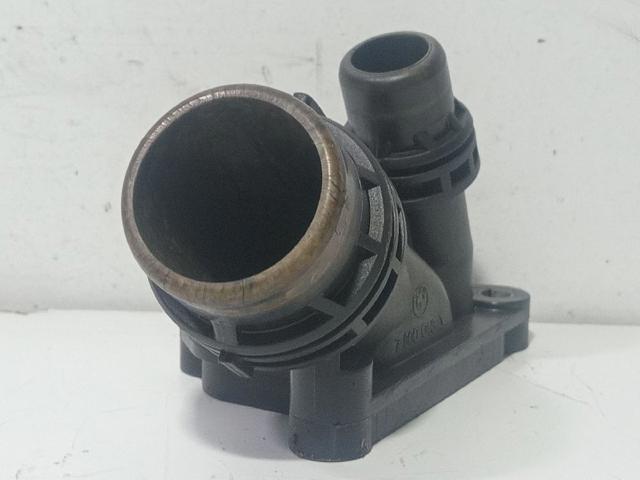 Kołnierz układu chłodzenia (trójnik) 7800048 BMW