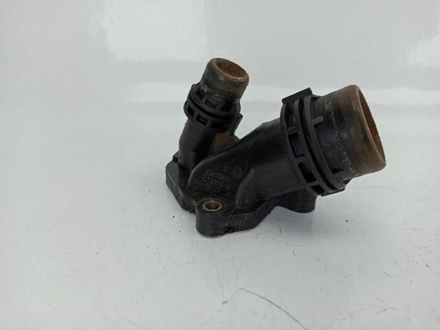 Kołnierz układu chłodzenia (trójnik) 7800048 BMW