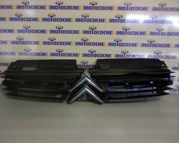 Atrapa chłodnicy 7804K2 PEUGEOT