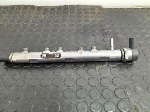 Rozdzielacz paliwa 7809127 BMW