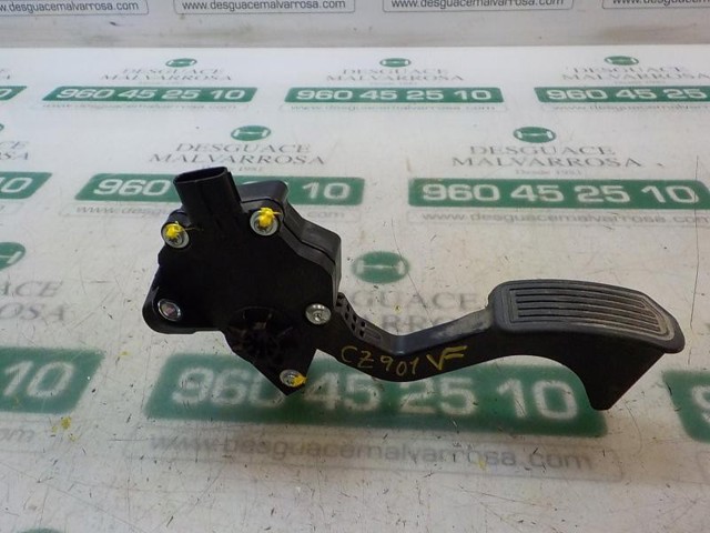 Pedał przyspieszenia (gazu) 7811042040 TOYOTA