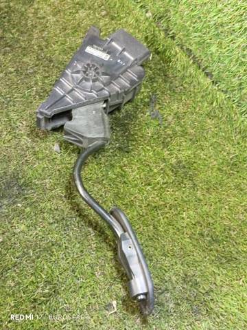 Pedał przyspieszenia (gazu) Toyota Hilux N