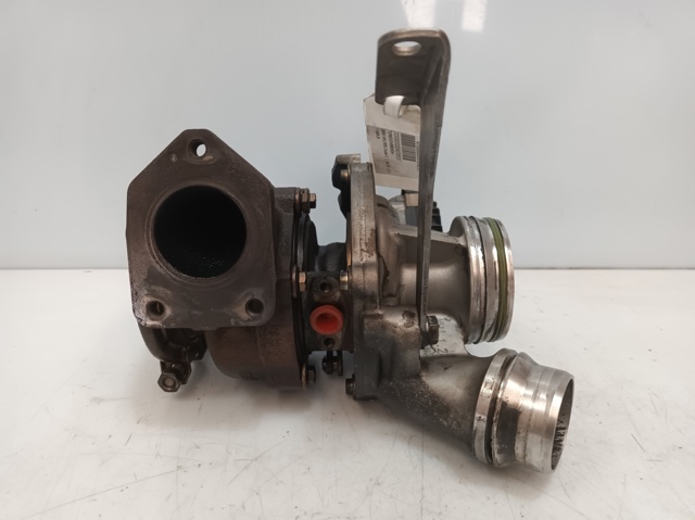7812318 BMW