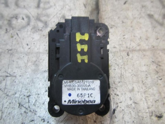 Silniczek klapy nagrzewnicy Mitsubishi Outlander CWW