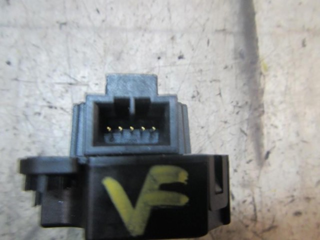 Silniczek klapy nagrzewnicy Mitsubishi Outlander CWW