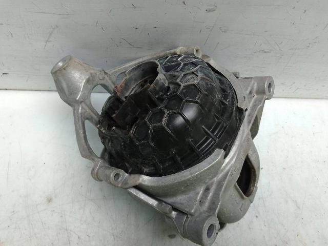 Poduszka (podpora) silnika prawa 782215150182 VAG